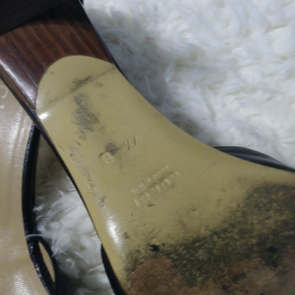 Shoes - Picture 4 of 4